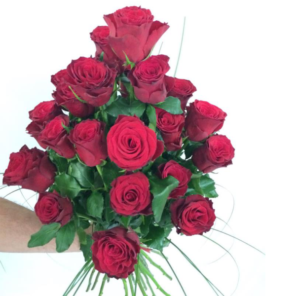 Kytica z 25 červených ruží