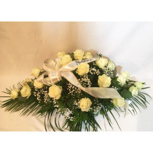Ikebana z bielych ruží