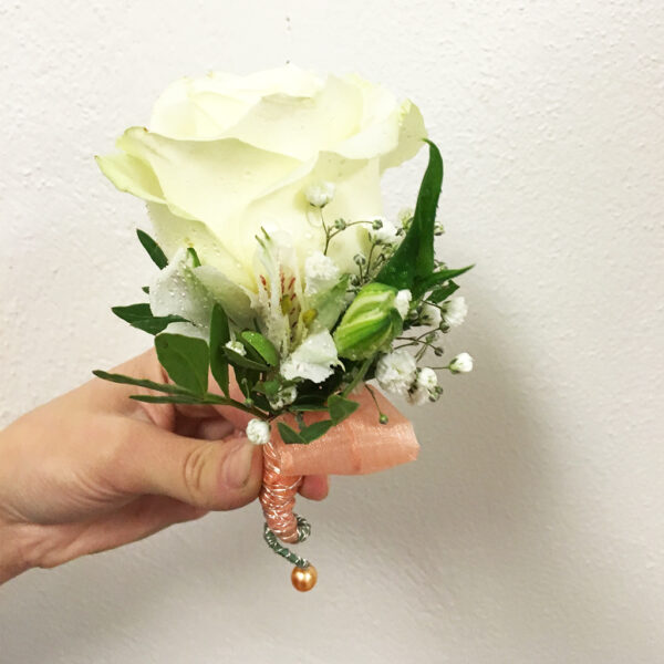 Svadobná kytica z melírovaných ruží